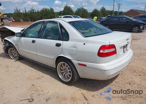 2004 Volvo S40 A/Lse из США, поврежденный, VIN YV1VS27574F099166